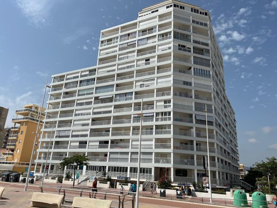 Apartamento 1ª Linea De Playa - Con Piscina Y Parking Playa de Gandia ภายนอก รูปภาพ