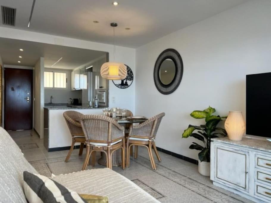Apartamento 1ª Linea De Playa - Con Piscina Y Parking Playa de Gandia ภายนอก รูปภาพ